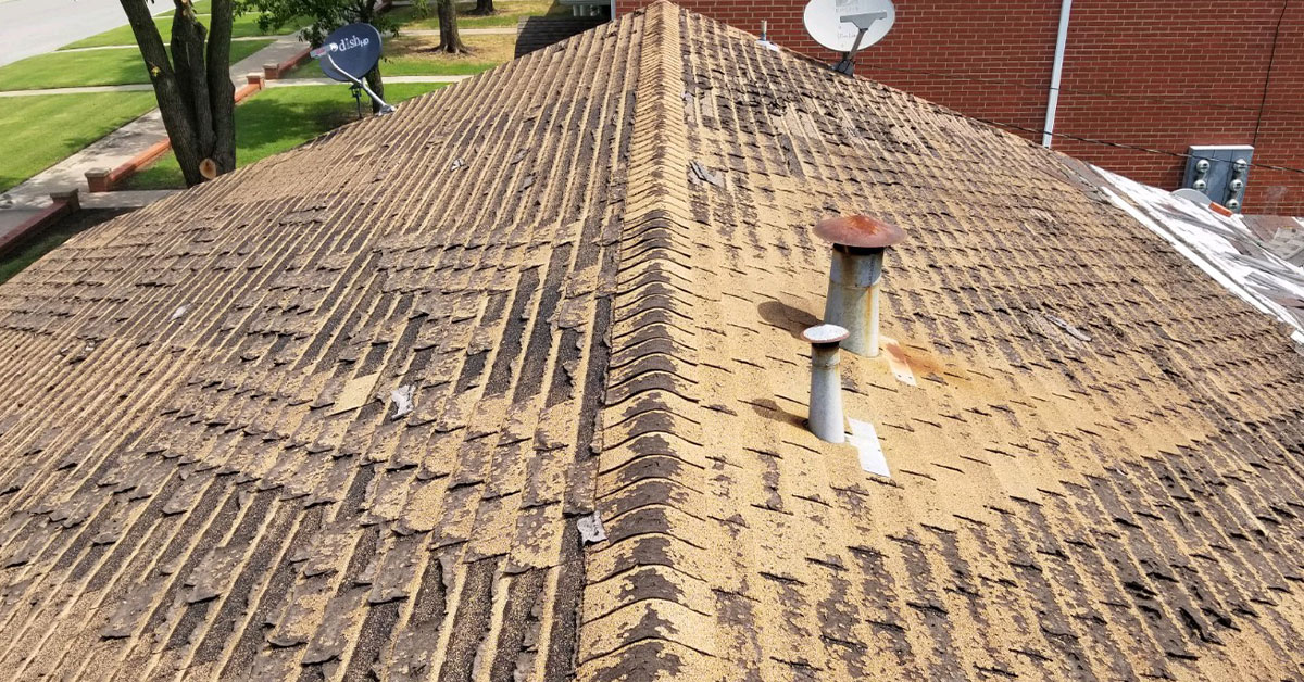 worn-out-roof-shingles-featured